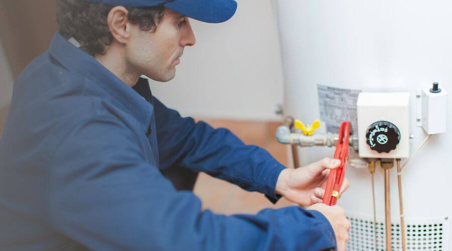 Professional emergency plumbing in Hampton, IA